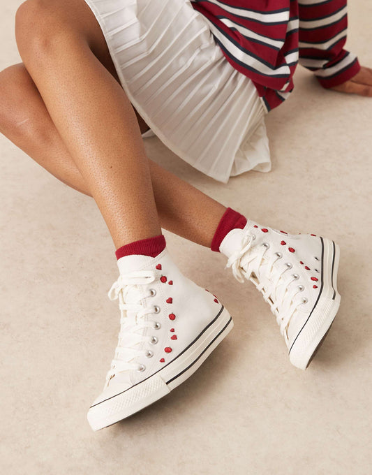 Hearts Chuck Taylor All Star Hi Trainers