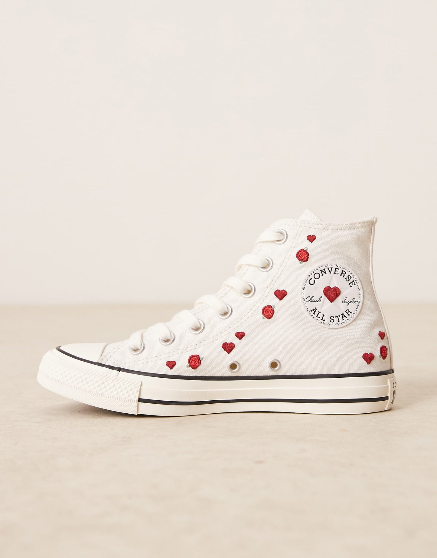 Hearts Chuck Taylor All Star Hi Trainers