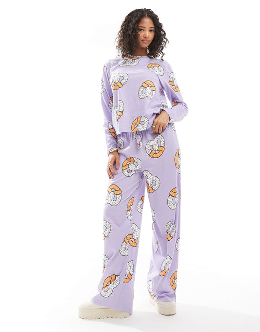 Pretzel Long Sleeve Top & Trouser Pyjama Set