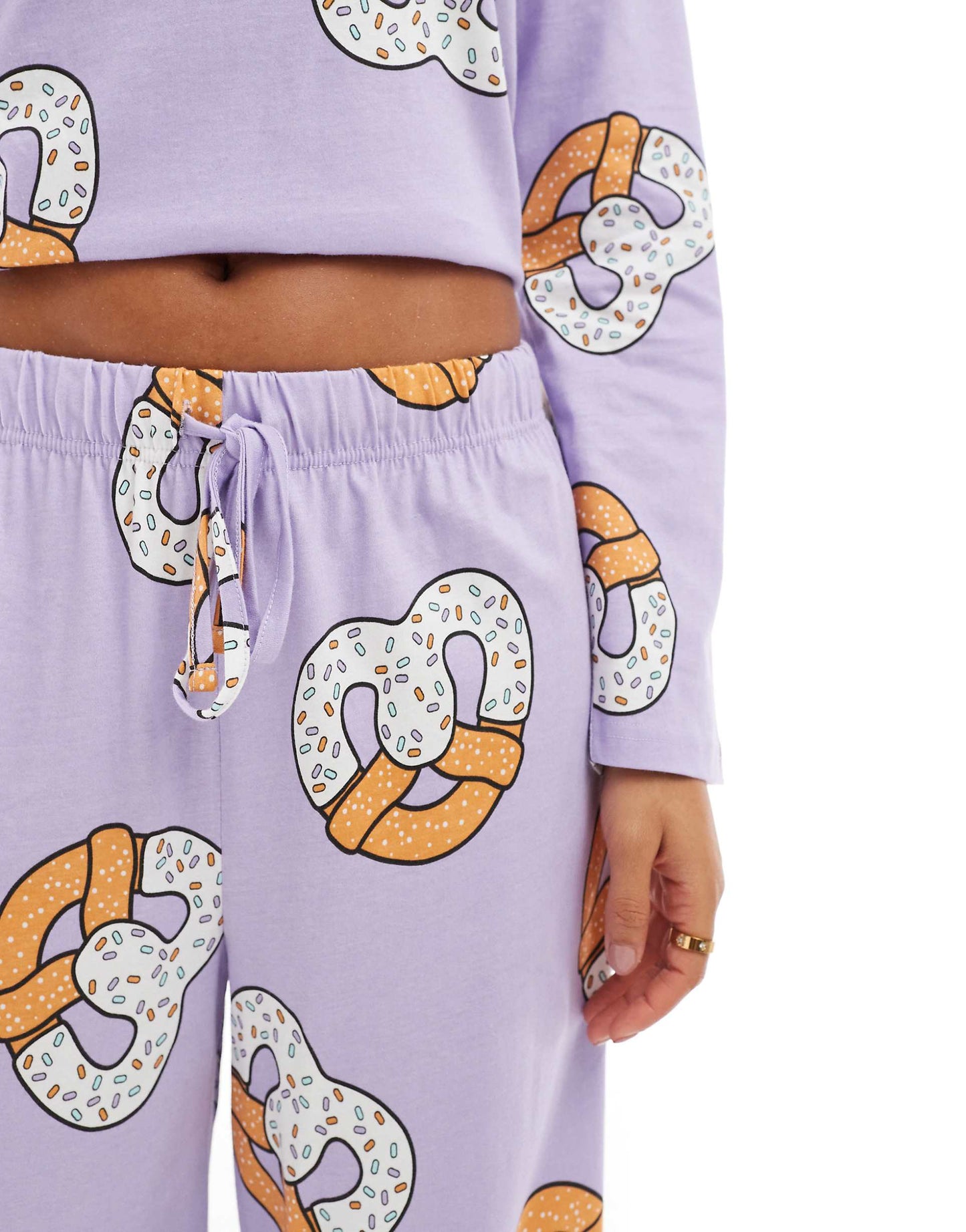 Pretzel Long Sleeve Top & Trouser Pyjama Set