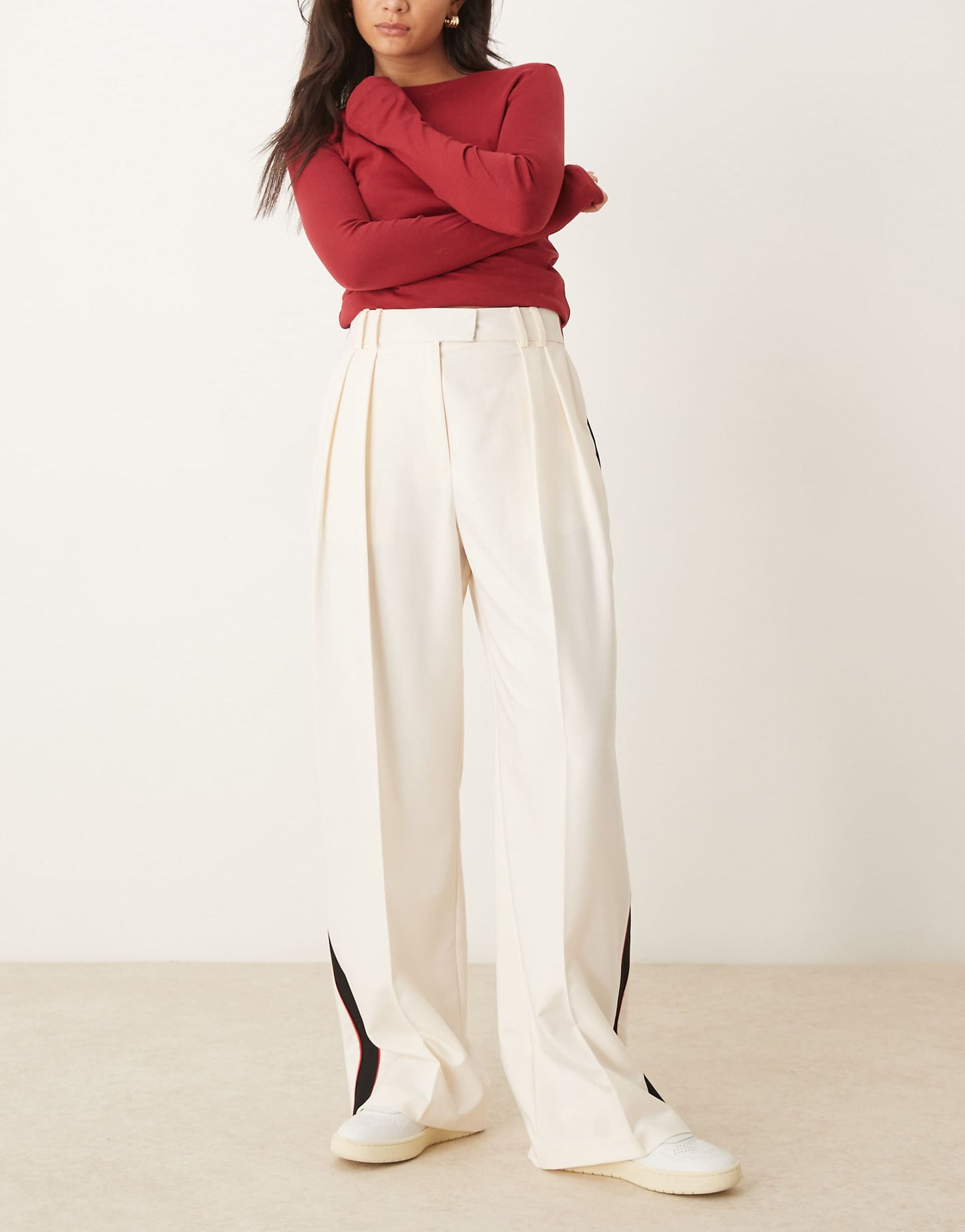 Tailored Relaxed Trousers With Contrast Piping