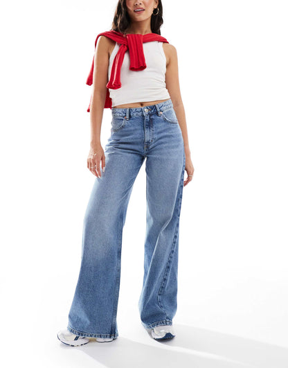 High Rise Wide Leg Jean