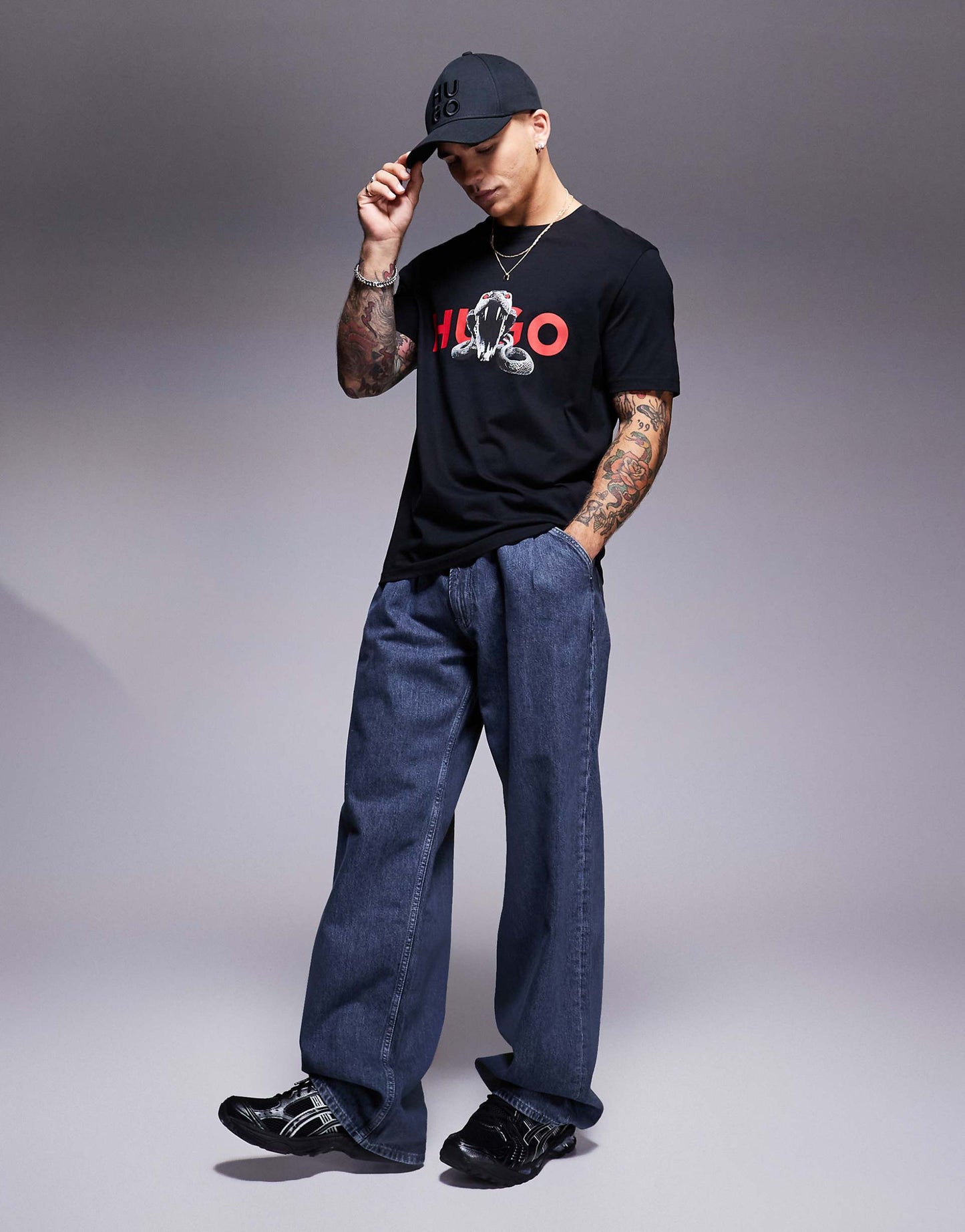 Deyladec Snake Graphic T-Shirt
