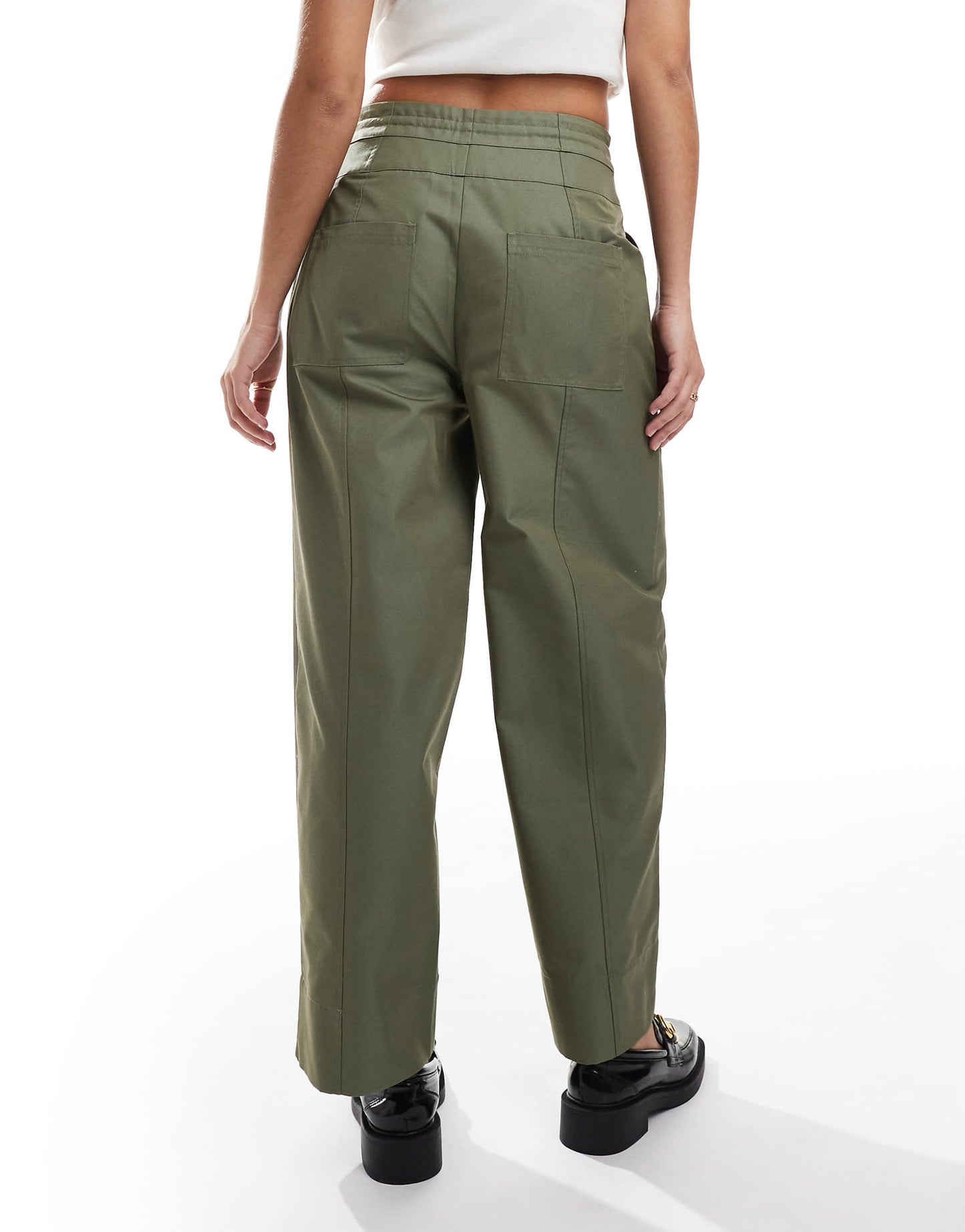 Barrel Trousers With Seam Detail