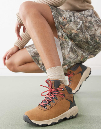 Newton Wander Hiking Boots