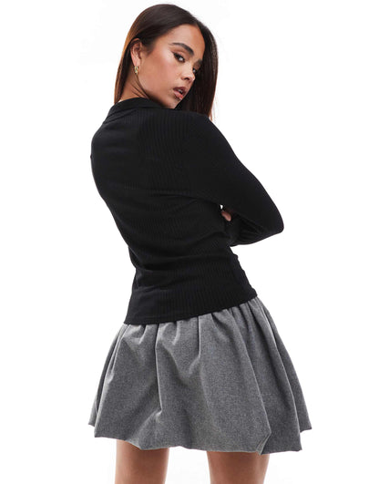 Ribbed Deep V Polo Neck