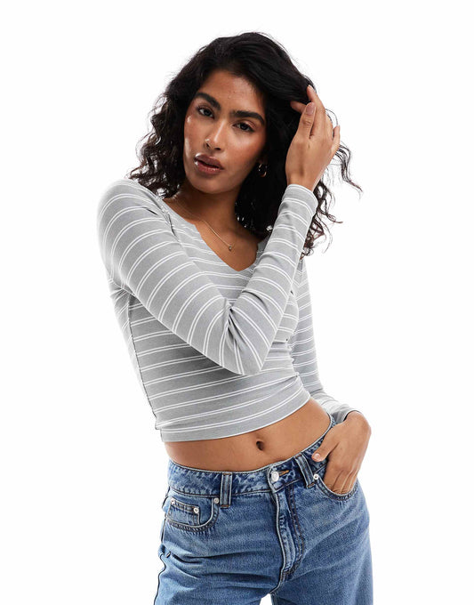 Contrast Ribbed Plunge Neck Crop Top