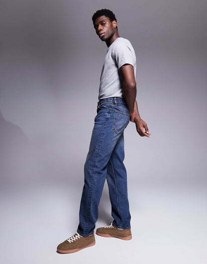Straight Leg Jeans With Vintage Tint