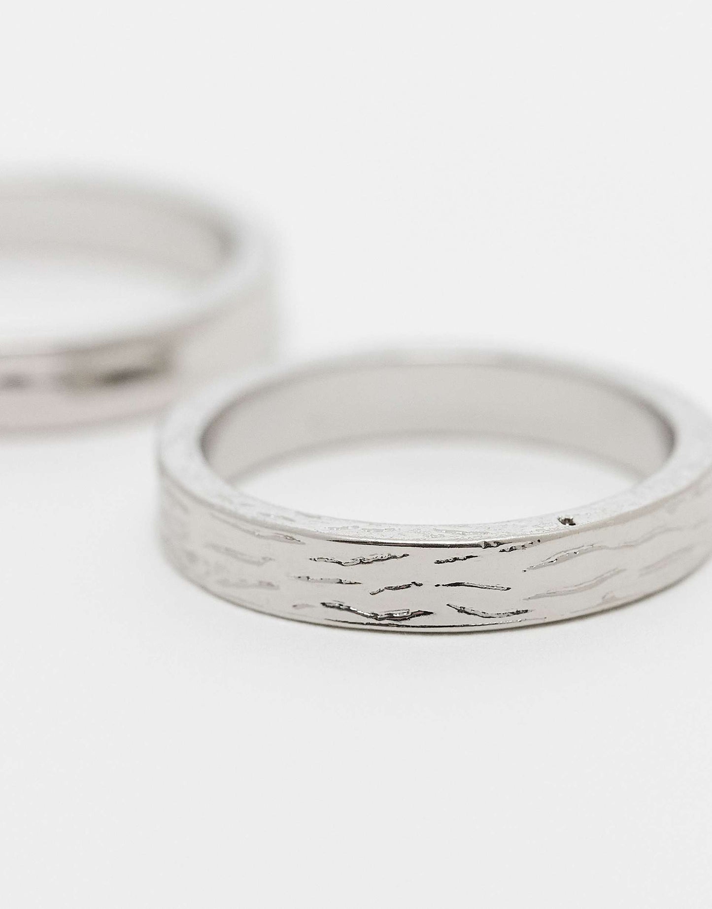 2 Pack Band Ring Set With Texture