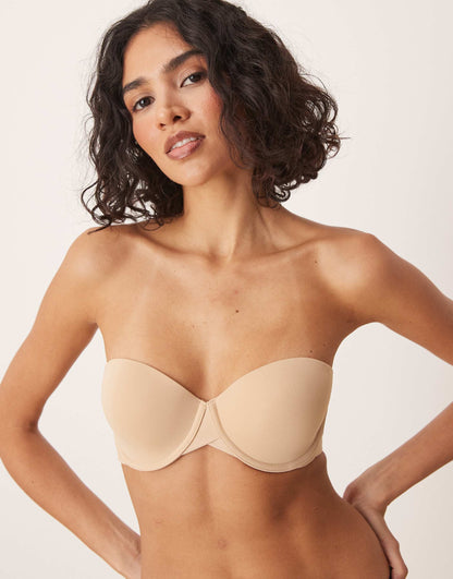 Seamless Strapless Bra With Side Fastening