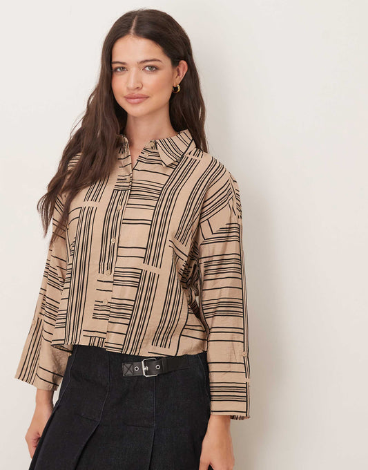 Boxy Shirt With Abstract Stripes