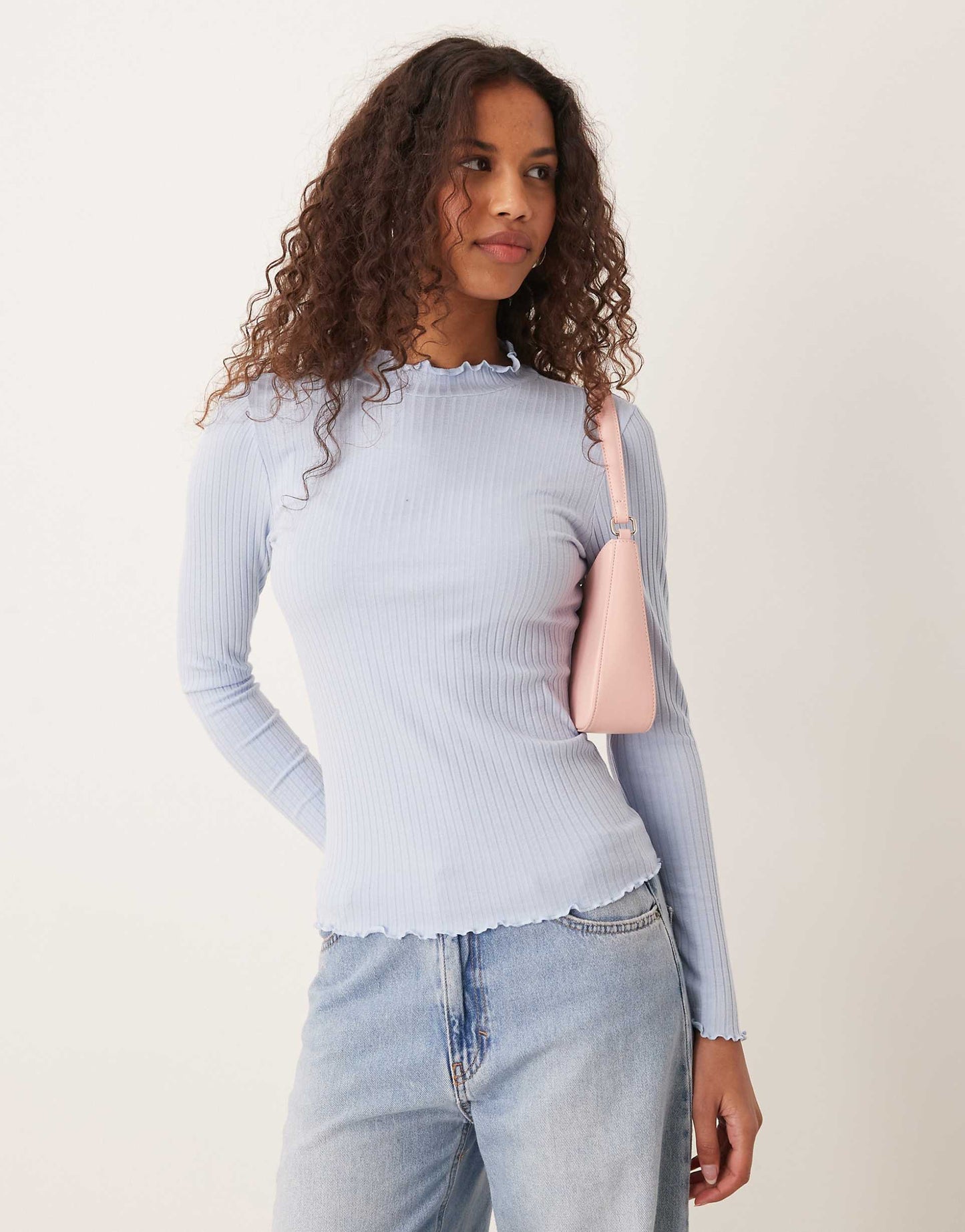 High Neck Lettuce Edge Top