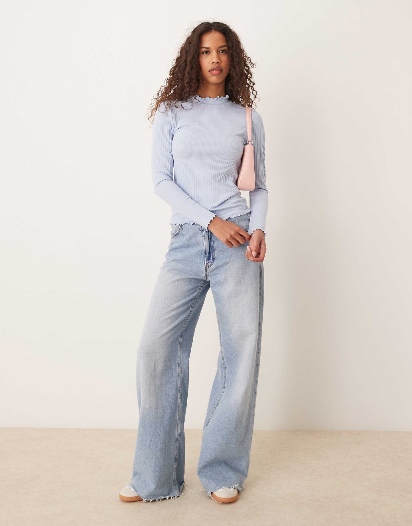High Neck Lettuce Edge Top