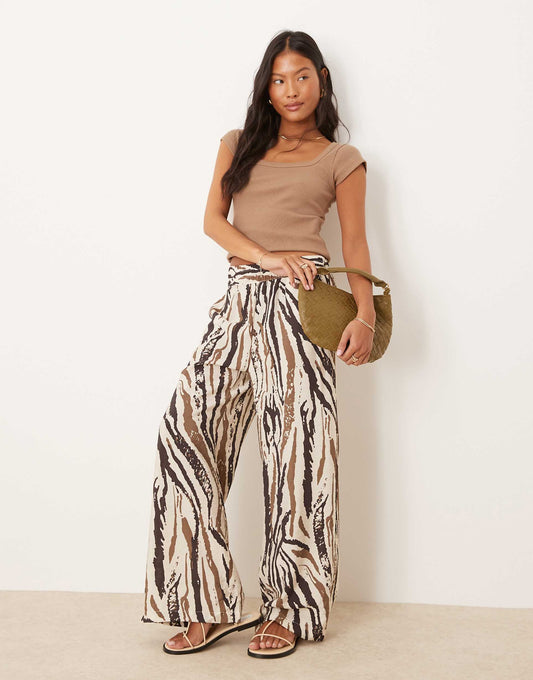 Petite Wide Leg Trousers