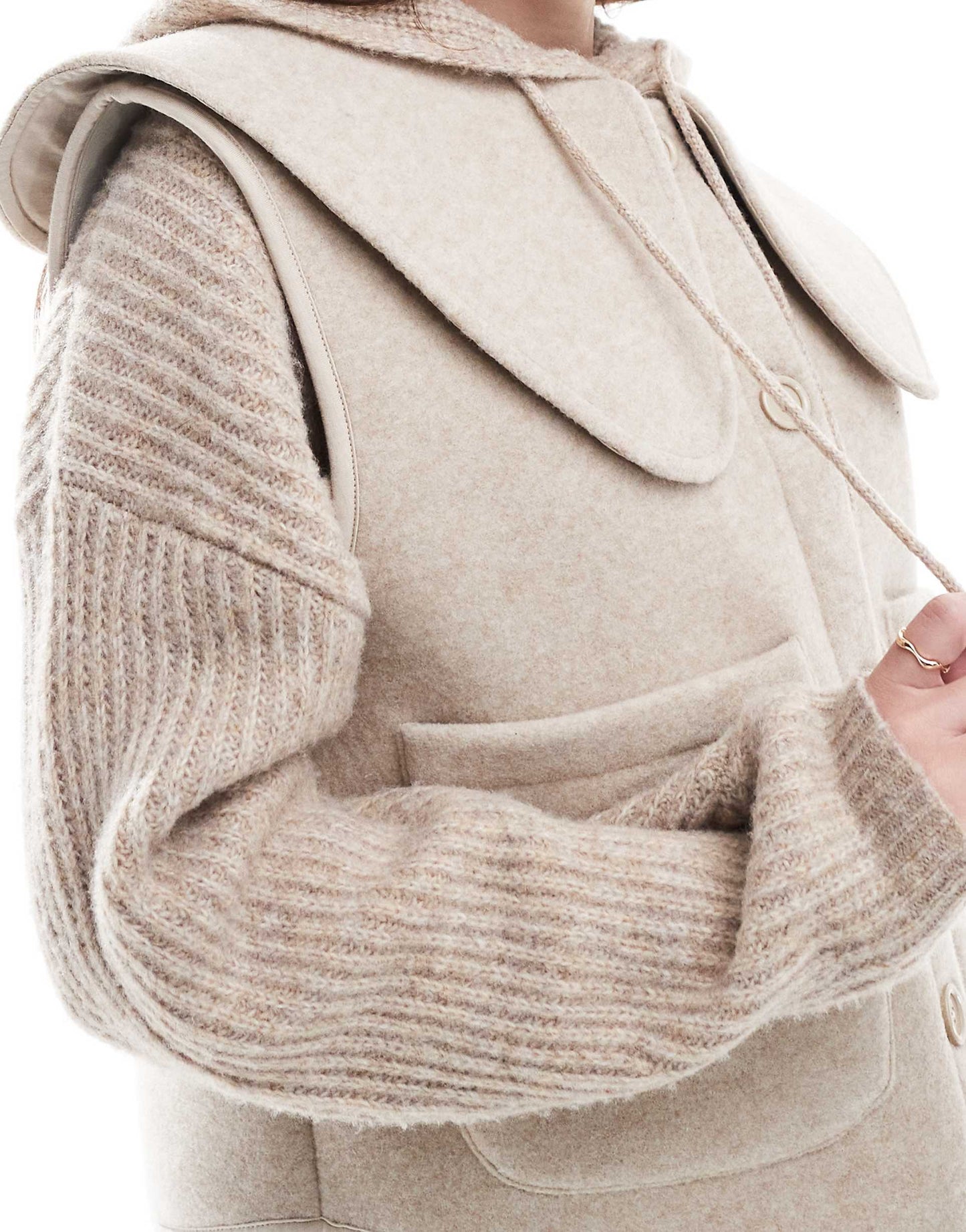 Sleeveless Peter Pan Collared Button Through Gilet