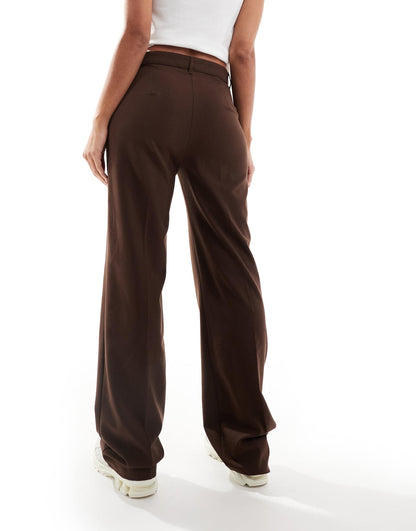 Straight Leg Tailored Trousers With Front Seam