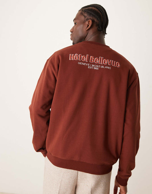 Graphic Roundneck Sweatshirt
