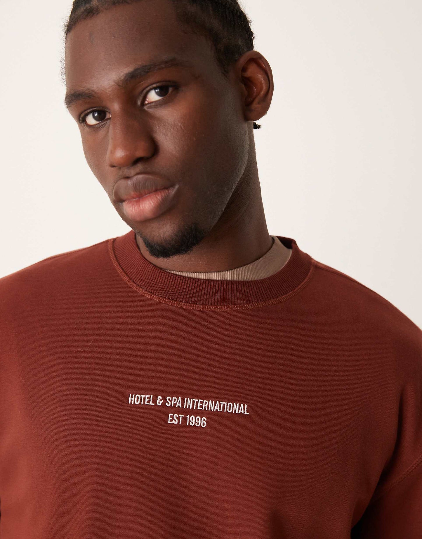 Graphic Roundneck Sweatshirt