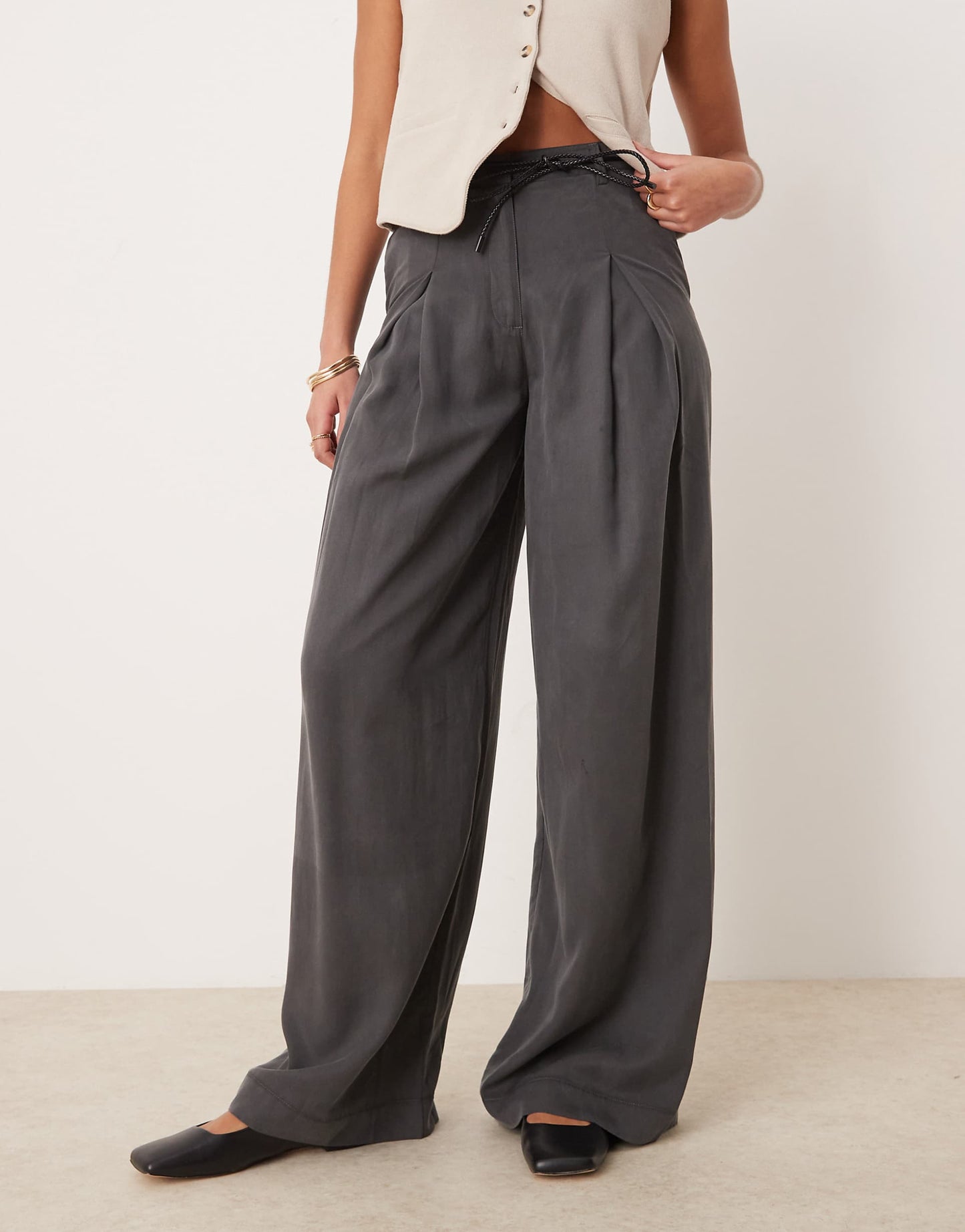 Tall Pleated Wide Leg Trouser With Tie