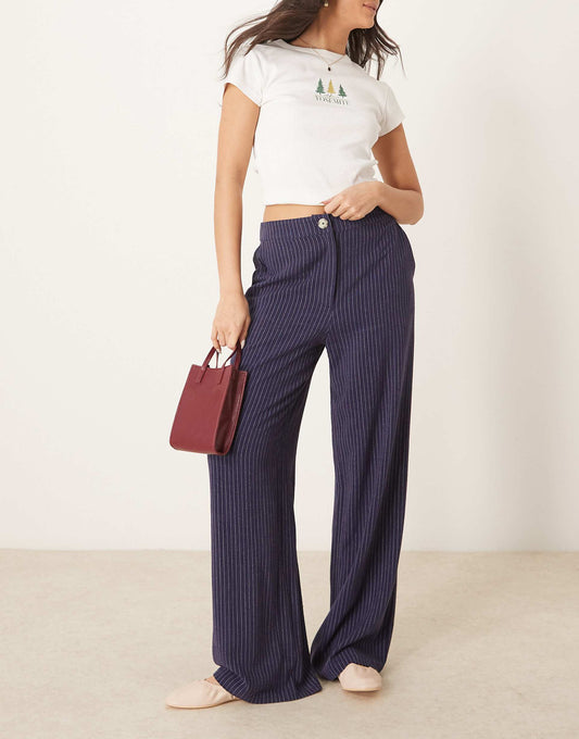 Relaxed Straight Leg Trousers With Linen