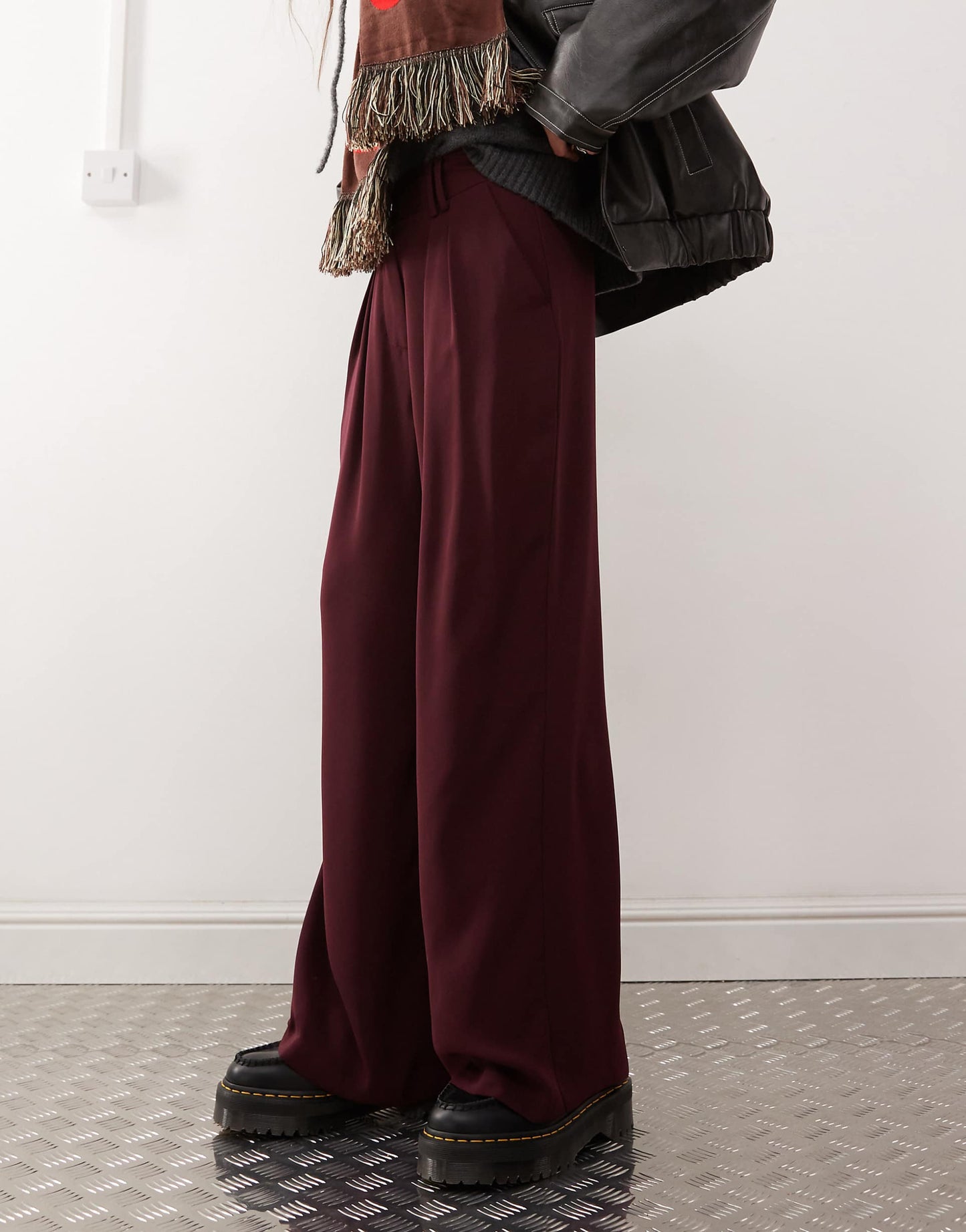 Tailored Wide Leg Trousers