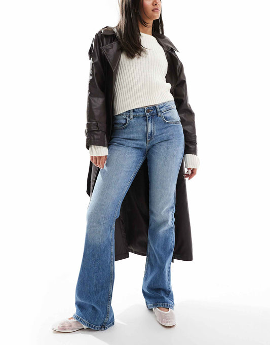 Low Rise Bootcut Jean