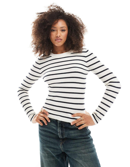 Long Sleeve Crew Neck Knitted Top