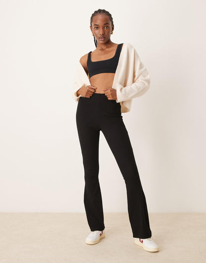Rib Flare Legging