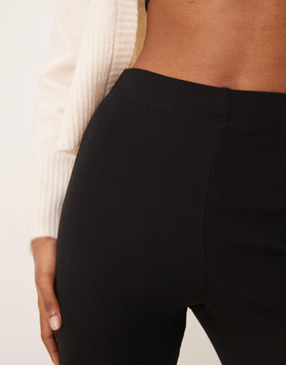 Rib Flare Legging