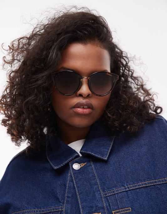 Influx Round Sunglasses With Gold Detail
