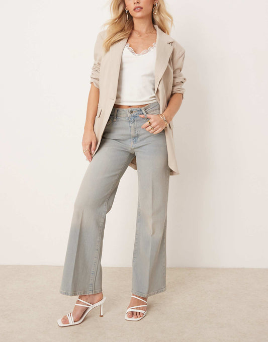 Petite Wide Leg Jean