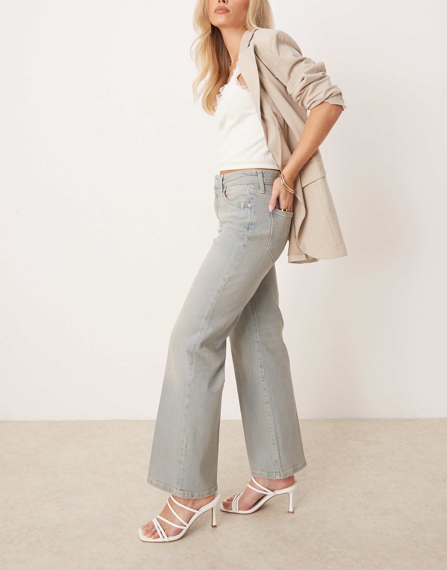 Petite Wide Leg Jean
