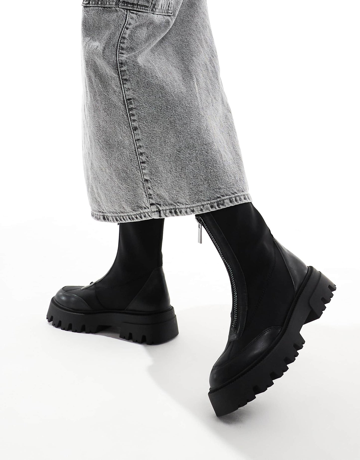 Zip Detail Chunky Flat Boot