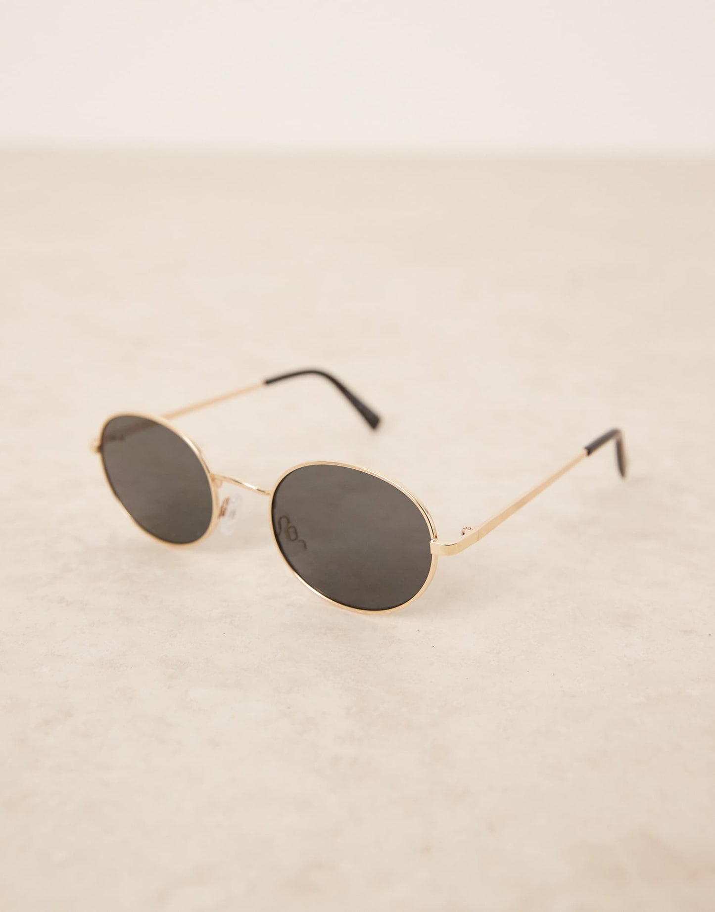 Oval Metal Sunglasses