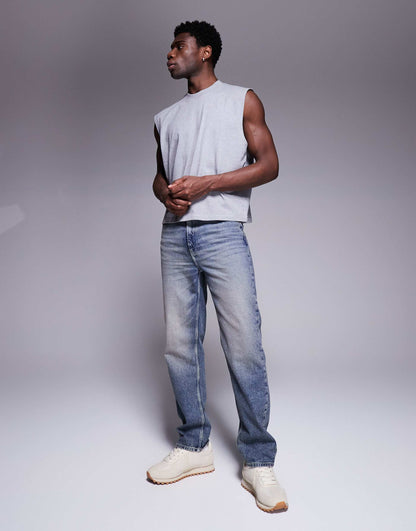 Straight Leg Jeans With Vintage Tint