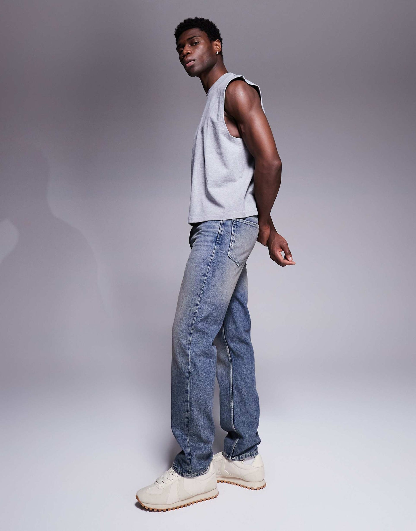 Straight Leg Jeans With Vintage Tint