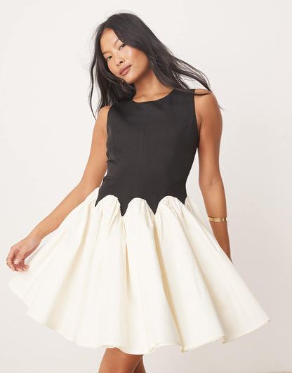 Petite Contrast Drop Hem Mini Dress