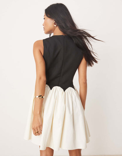 Petite Contrast Drop Hem Mini Dress