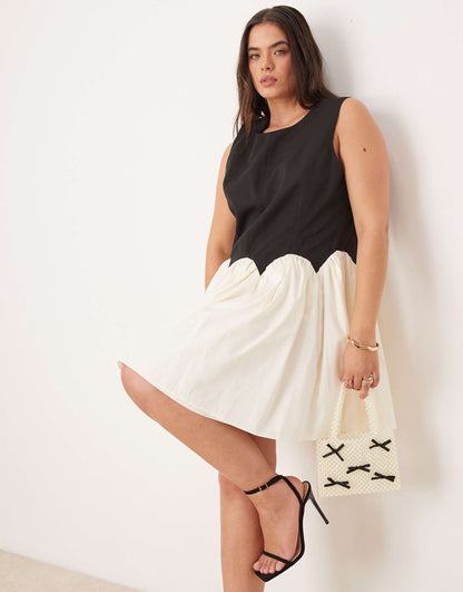 Plus Contrast Drop Hem Mini Dress