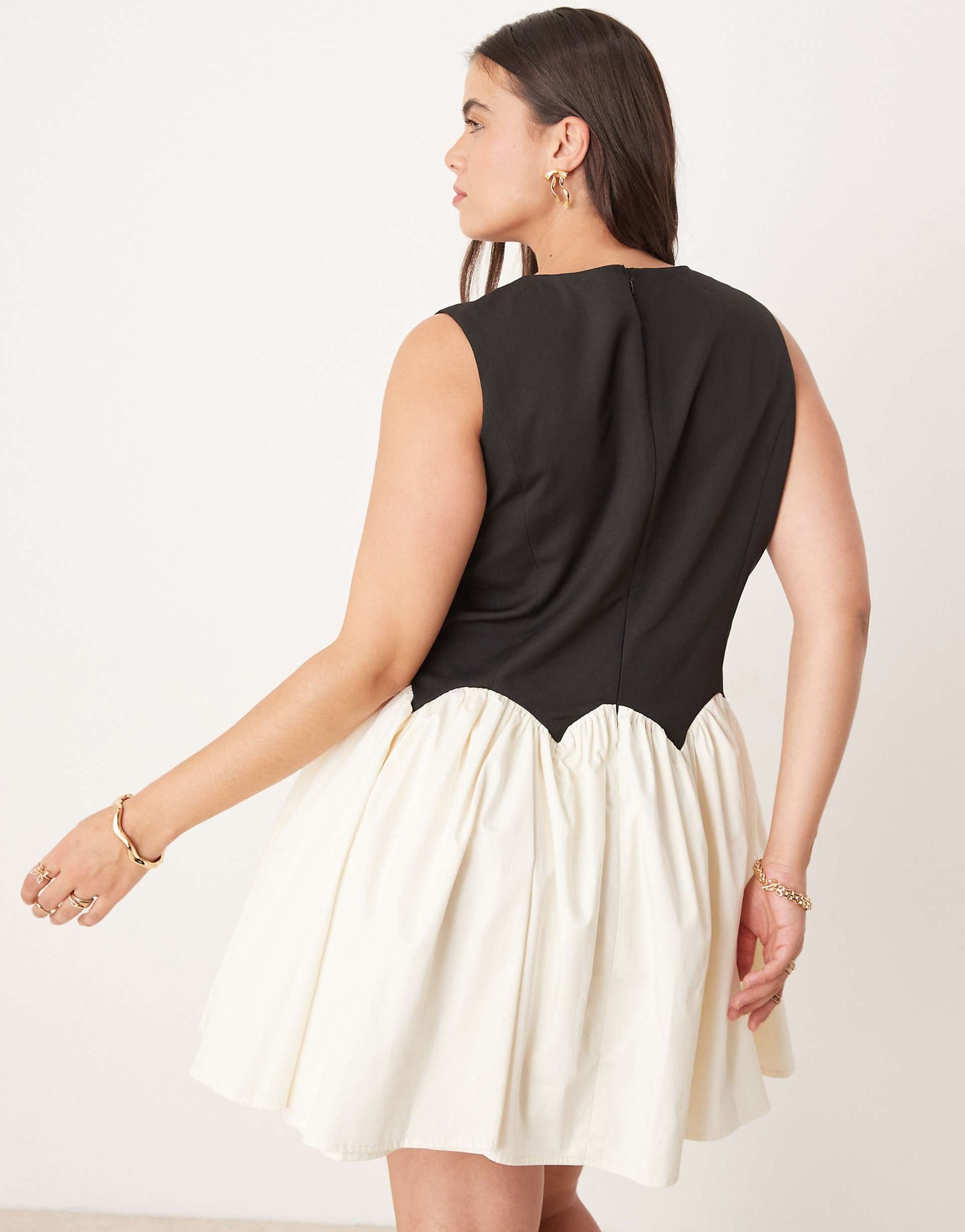 Plus Contrast Drop Hem Mini Dress