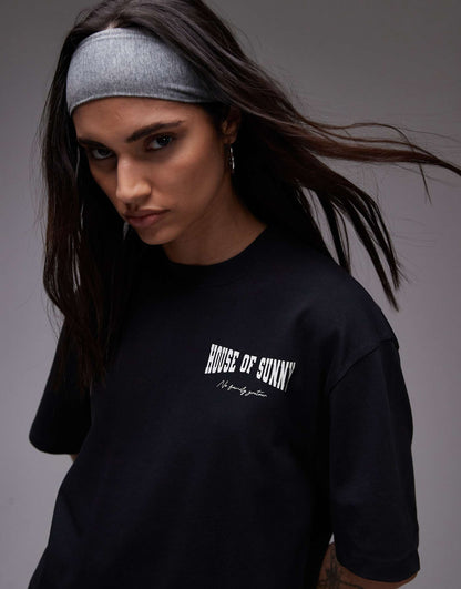 Hackney Logo Oversized T-Shirt