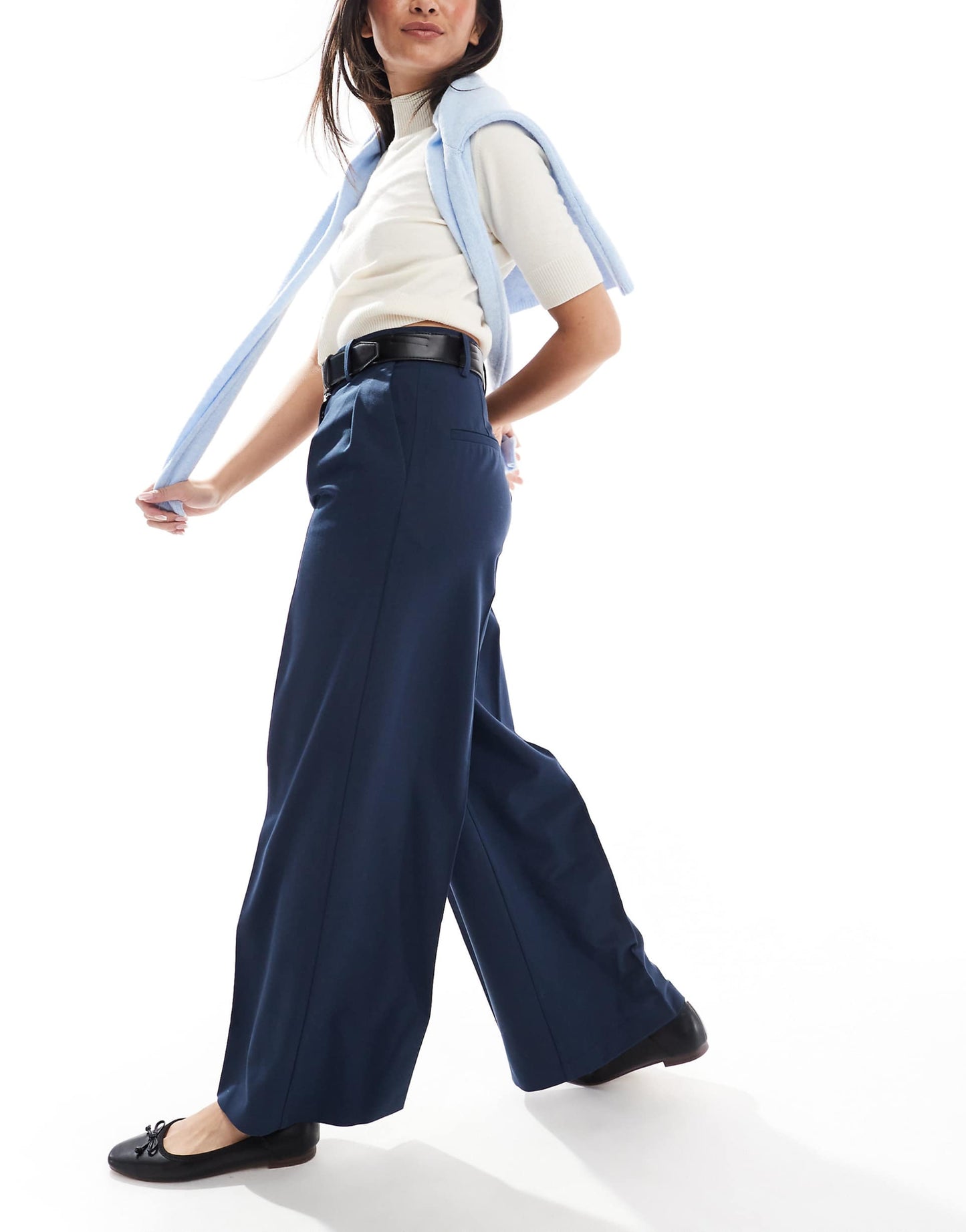 Tailored Relaxed Cropped Trousers With Faux Leather Belt