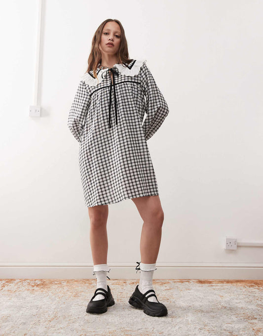 Mini Tea Dress With Collar