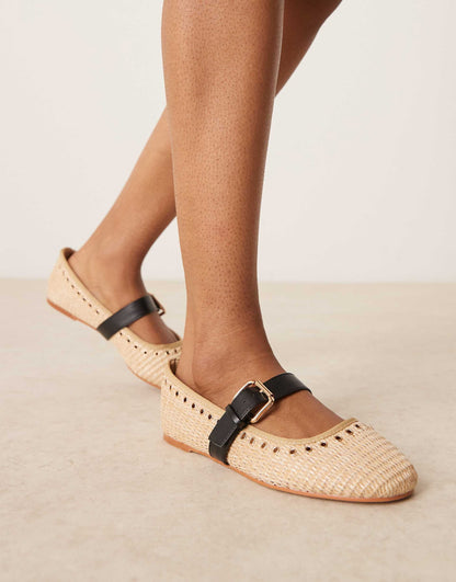 Wide Fit Larson Eyelet Mary Jane Ballets