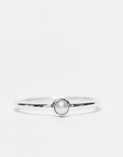 Dainty Faux Pearl Ring