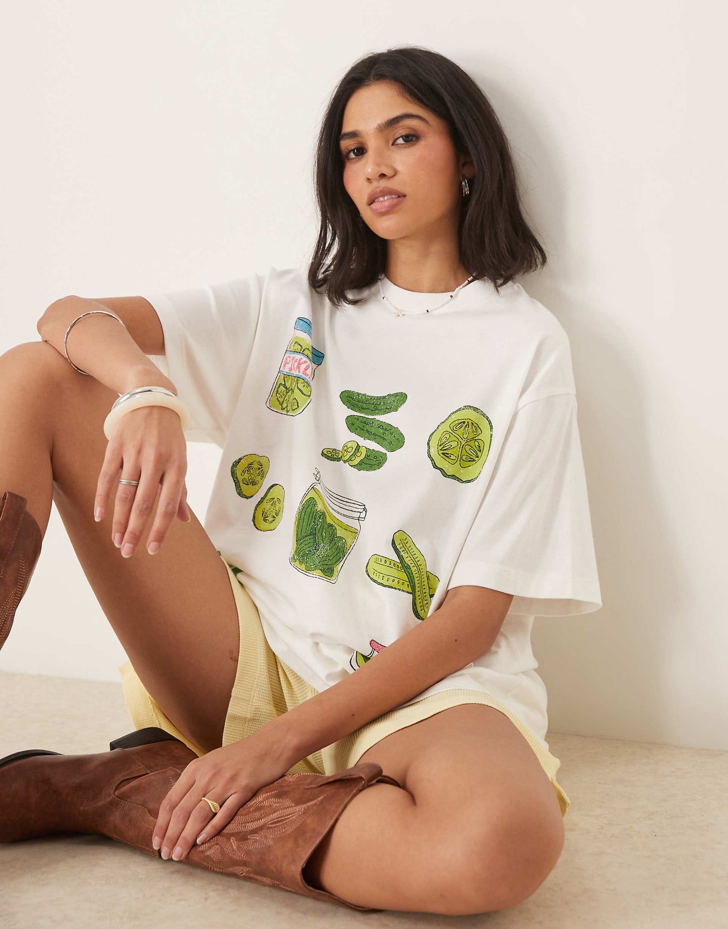 Oversized T-Shirt With Pickles Graphic