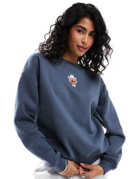 Classic Fleece Graphic Crew Sweatshirt