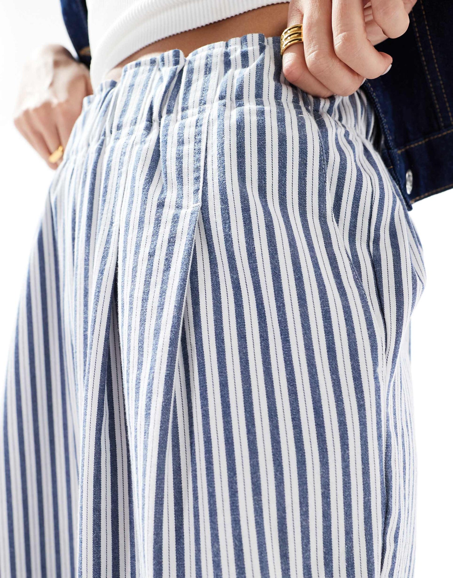 Exaggerated Pull On Wide Leg Trouser