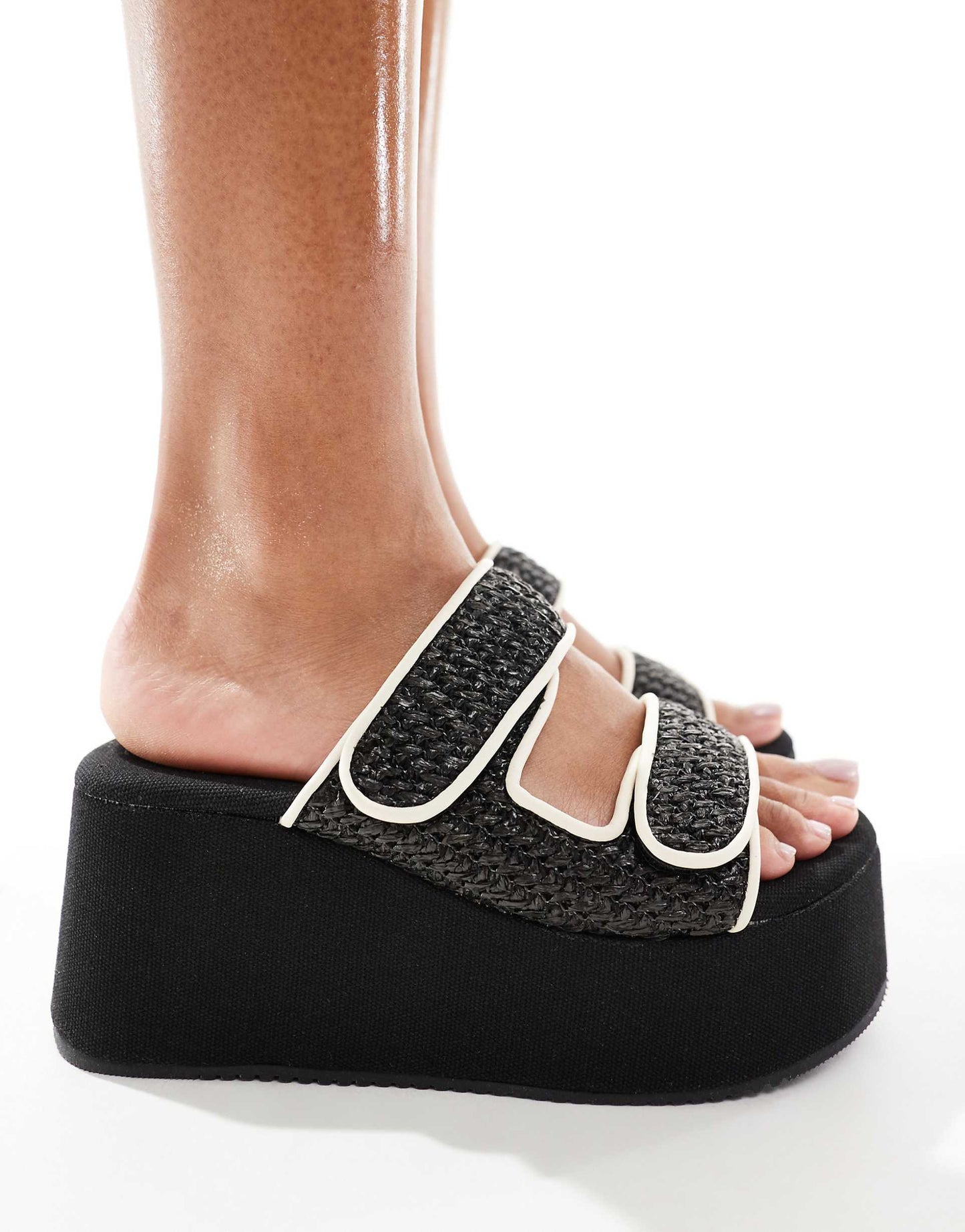 Teenager Weave Detail Flatform Mules