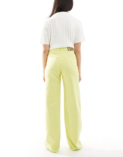 Front Color Denim Pant In Lime